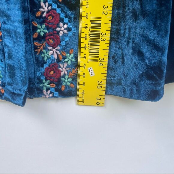 Easel Blue Crushed Velvet Embroidered Floral Patchwork Tunic Dress (1X) - Picture 11 of 13